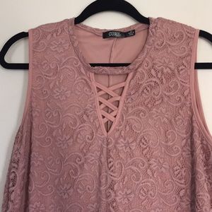 XL sleeveless pink lace dress